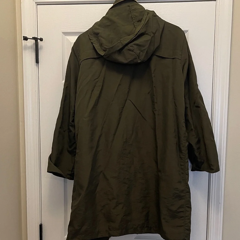 Jones New York Olive Utility Jacket with Gold Accents - Picture 8 of 9